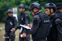 足球直播在线直播观看免费-云南队全力应对挑战，拼尽全力守住胜利