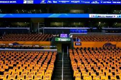 足球直播-NBA季后赛拉开帷幕，各队展开较量