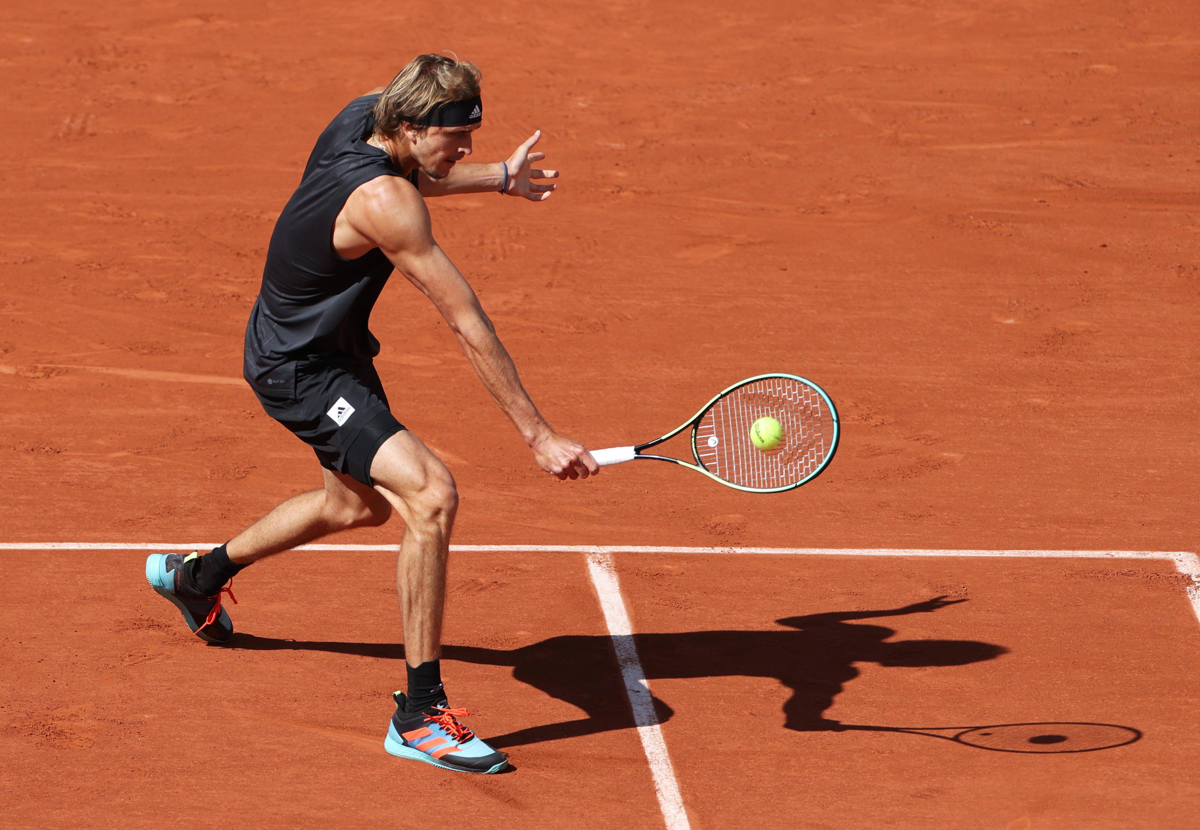 日本网球队逆转德国网球队,兹维列夫高光表现的简单介绍 日本网球队逆转德国网球队,兹维列夫高光表现的简单介绍